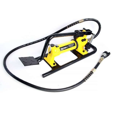 Насос гидравлический ножой, 0,6 л CAR-TOOL CT-E1135