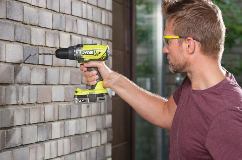 Аккумуляторная дрель-шуруповерт, ударная, ONE+,18В RYOBI R18PD3-242S