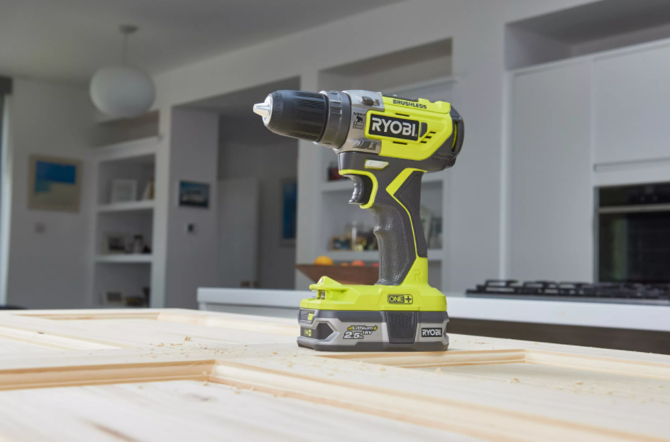 Аккумуляторная дрель-шуруповерт, ударная, ONE+,18В RYOBI R18PD5-220S