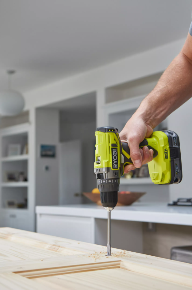 Аккумуляторная дрель-шуруповерт, ударная, ONE+,18В RYOBI R18PD2-220S