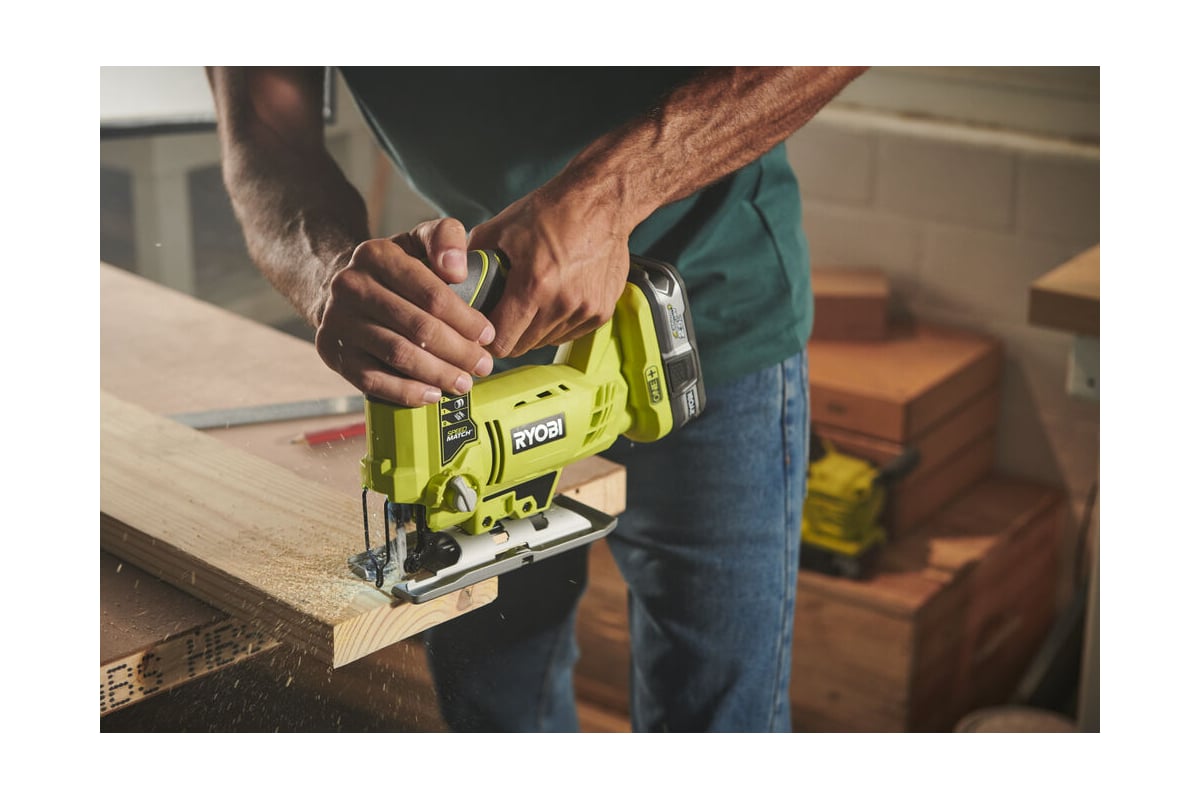 Набор аккумуляторного инструмента, 5 предметов RYOBI R18DDJS-220S