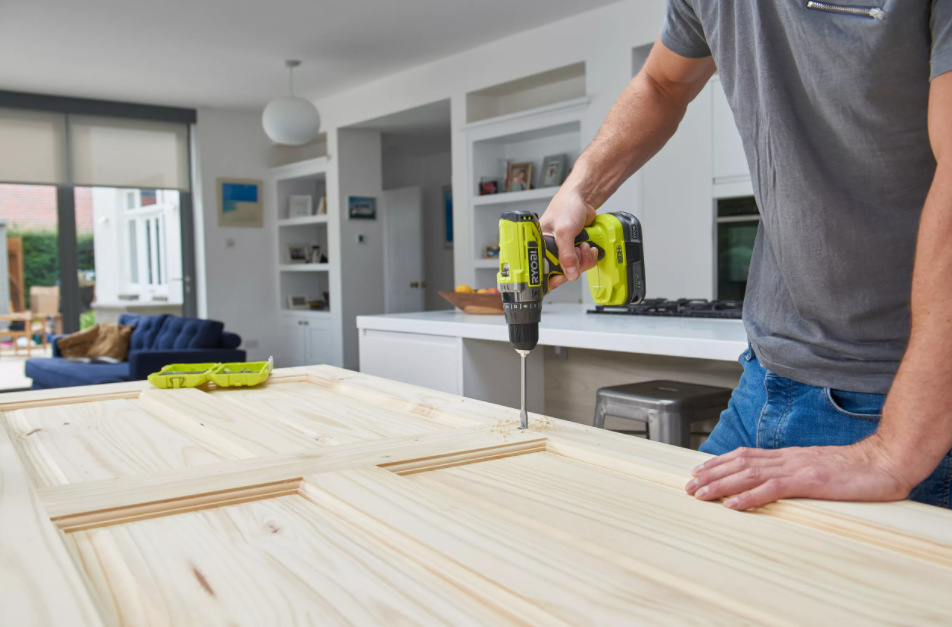 Аккумуляторная дрель-шуруповерт, ударная, ONE+,18В RYOBI R18PD2-220S