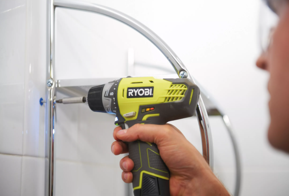 Аккумуляторная дрель-шуруповерт,12В RYOBI R12DD-LL13S